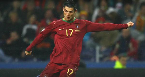 Снова гол! Биография Криштиану Роналду: спортивная карьера и личная жизнь